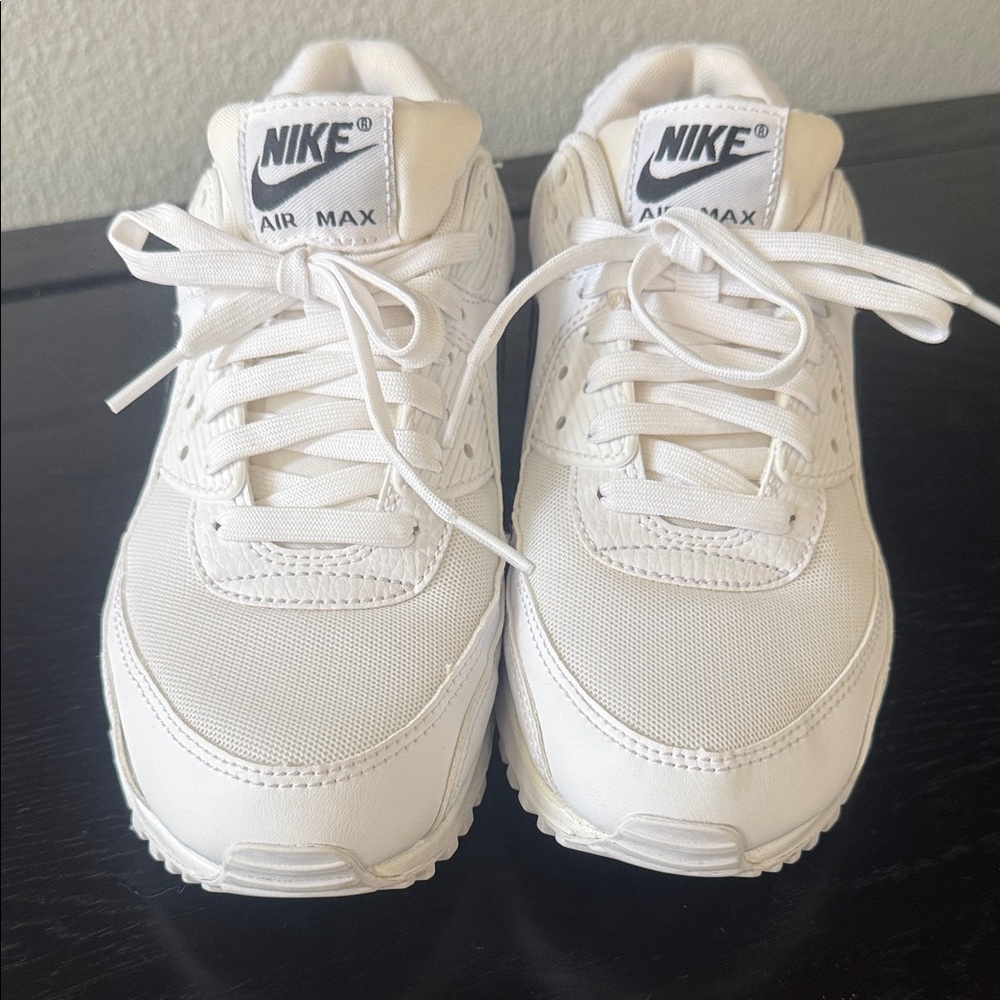 Nike Air Max Women's White with Black Swoosh Athletic Shoes - Picture 2 of 9